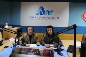 益和熱力公司董事長(zhǎng)、總經(jīng)理?xiàng)钣婪逶谖沂芯W(wǎng)上市民之家與廣大用戶群眾及網(wǎng)友進(jìn)行了在線交流溝通